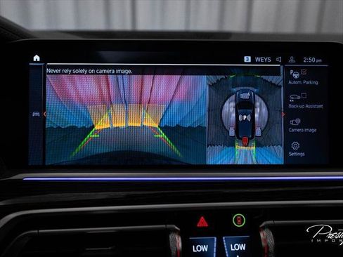 Used 2021 BMW X7 M50i AWD/4WD image 49