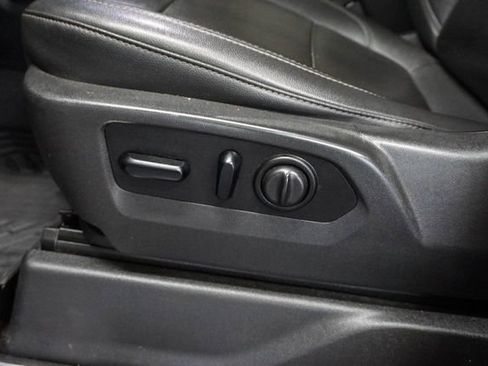 Used 2021 Chevrolet Silverado 1500 RST AWD/4WD image 8