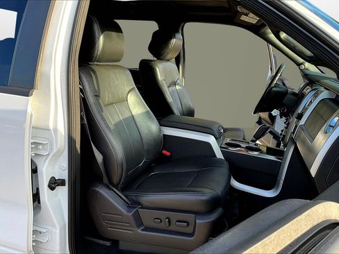 Used 2014 Ford F150 FX4 w/ Equipment Group 402A Luxury image 8