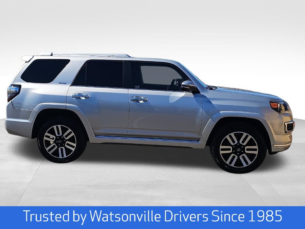 Used 2022 Toyota 4Runner Limited AWD/4WD image 2