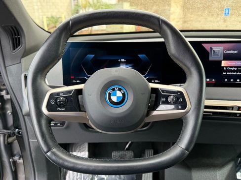 Certified 2024 BMW iX xDrive50 w/ Radiant Heating Package image 25