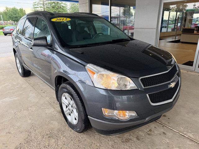 Used 2012 Chevrolet Traverse LS FWD image 4