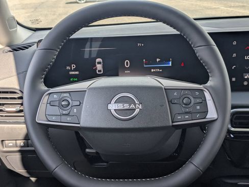 Used 2026 Nissan Sentra SV w/ SV Convenience Package FWD image 24