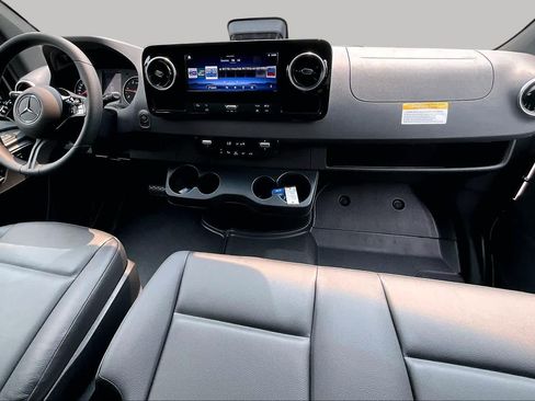 New 2026 Mercedes-Benz Sprinter 2500 image 7