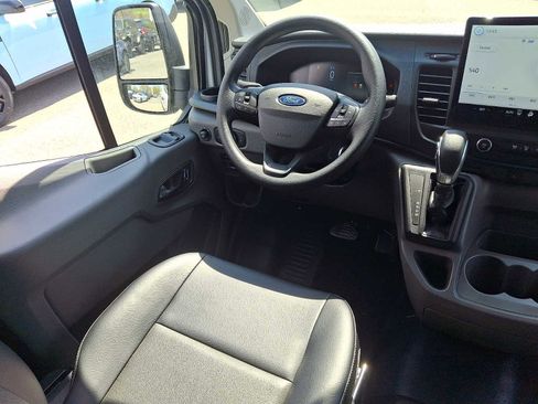 New 2026 Ford Transit 150 Low Roof w/ Load Area Protection Package RWD image 7