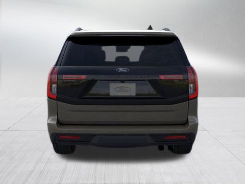 New 2026 Ford Expedition Tremor image 7