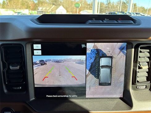 Used 2024 Ford Bronco Outer Banks image 20