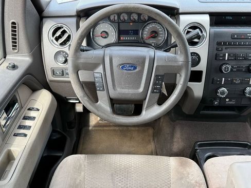 Used 2010 Ford F150 XLT image 17