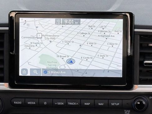 Used 2021 Hyundai Venue SEL w/ Premium Package image 22