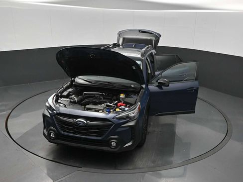 Used 2025 Subaru Outback Onyx Edition image 27