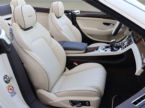 New 2026 Bentley Continental GTC AWD/4WD image 22