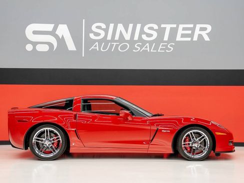 Used 2007 Chevrolet Corvette Z06 w/ Preferred Equipment Group RWD image 58