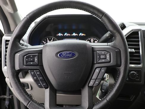 Used 2016 Ford F150 XLT w/ Equipment Group 301A Mid image 18