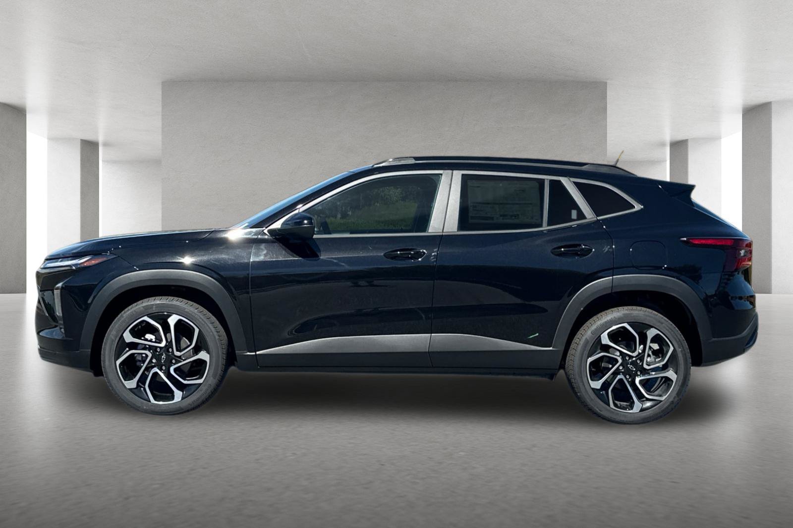 New 2026 Chevrolet Trax RS w/ Driver Confidence Package FWD image 7