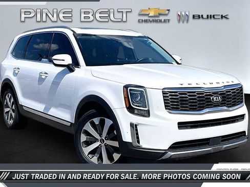 Used 2021 Kia Telluride S FWD image 1