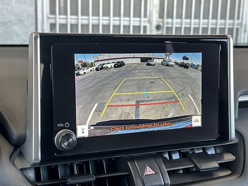 Certified 2023 Toyota RAV4 XLE FWD image 18