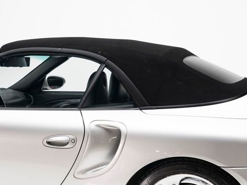 Used 2004 Porsche 911 Turbo image 68