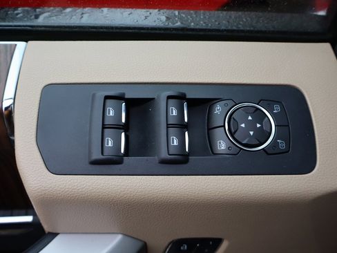 Used 2015 Ford F150 Lariat image 28