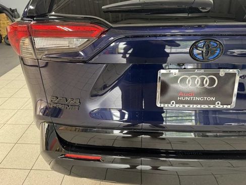 Used 2023 Toyota RAV4 SE w/ Weather & Moonroof Package AWD/4WD image 39