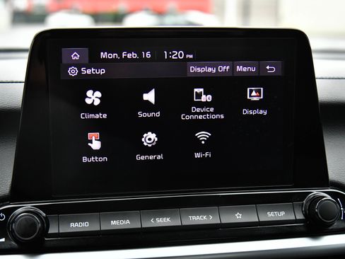 Used 2024 Kia Forte LXS image 18