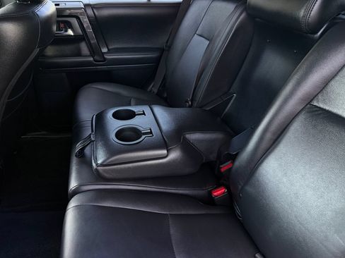 Used 2019 Toyota 4Runner TRD Off-Road AWD/4WD image 39