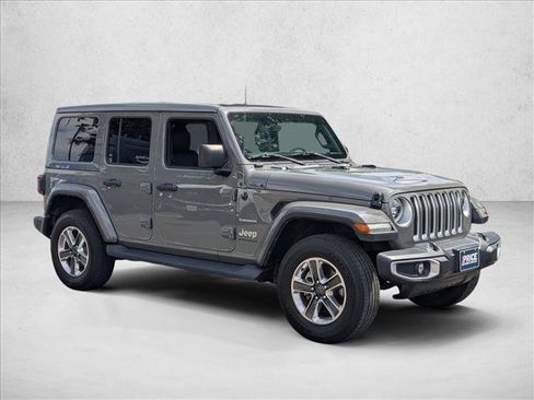 Used 2023 Jeep Wrangler Unlimited Sahara w/ LED Lighting Group AWD/4WD image 3