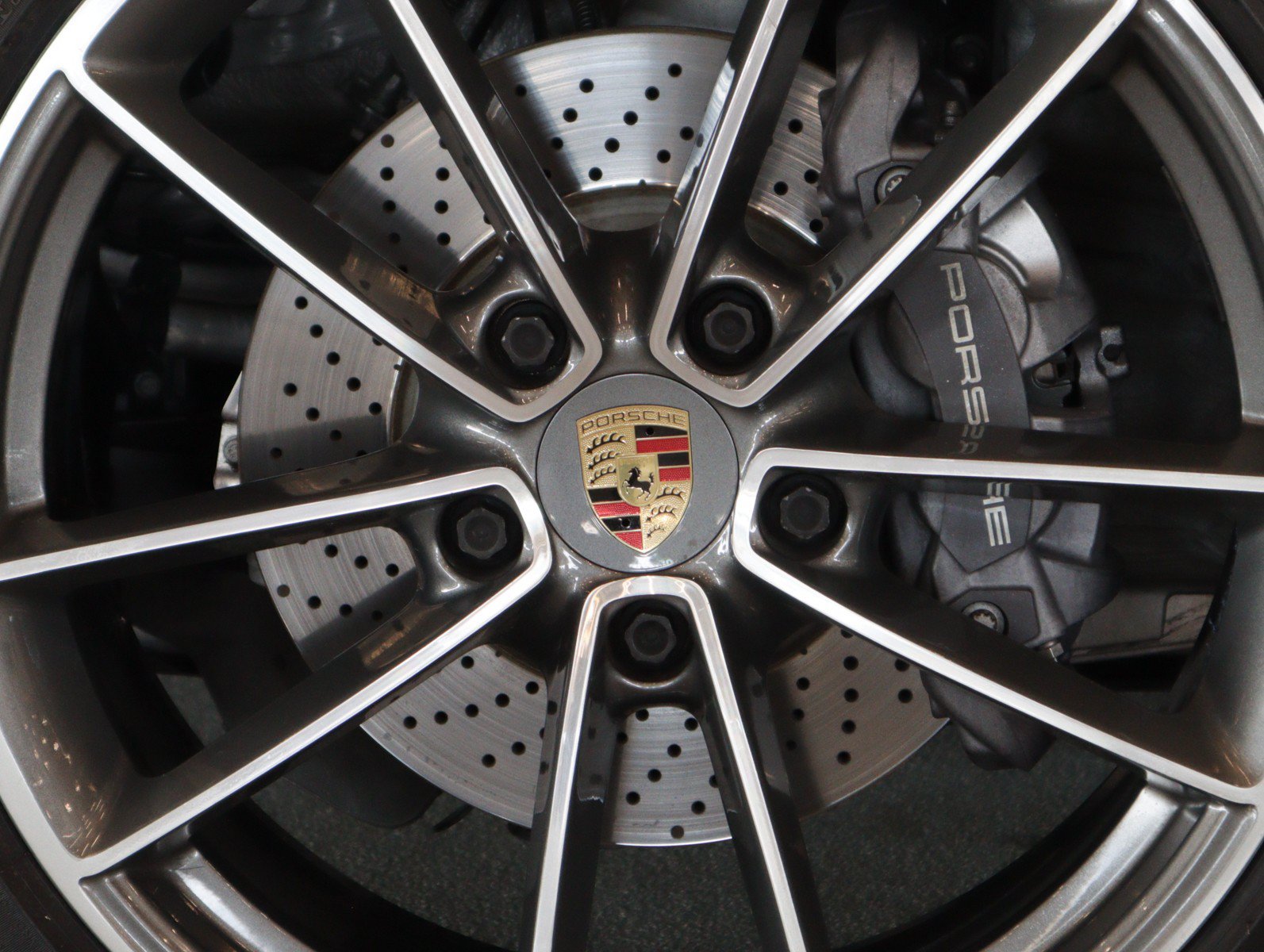 Certified 2023 Porsche 911 Carrera w/ Premium Package RWD image 13