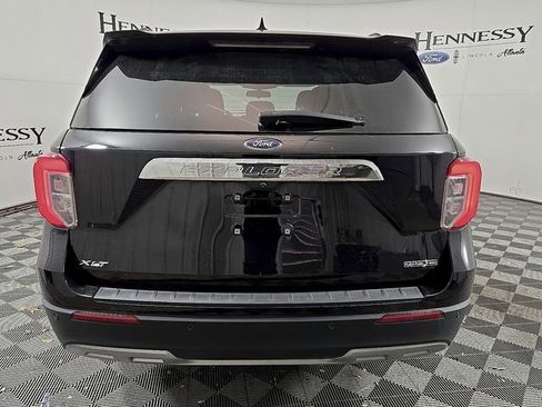 Certified 2023 Ford Explorer XLT w/ Equipment Group 202A image 5