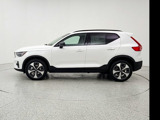 New 2026 Volvo XC40 B5 Plus w/ Protection Package Premier AWD/4WD image 8