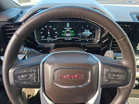 Used 2024 GMC Sierra 1500 SLT w/ SLT Premium Plus Package image 20