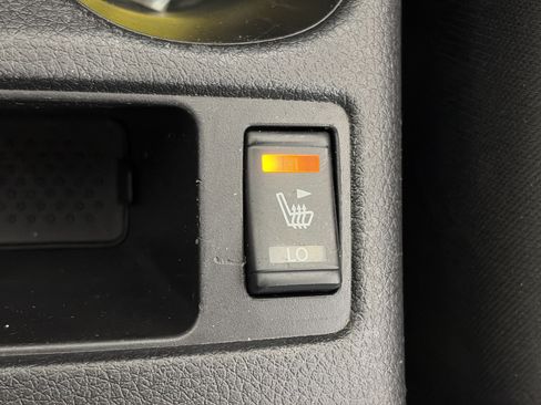 Used 2019 Nissan Rogue Sport SL AWD/4WD image 25