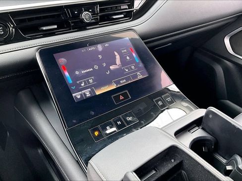 Certified 2025 INFINITI QX80 Sensory AWD/4WD image 48