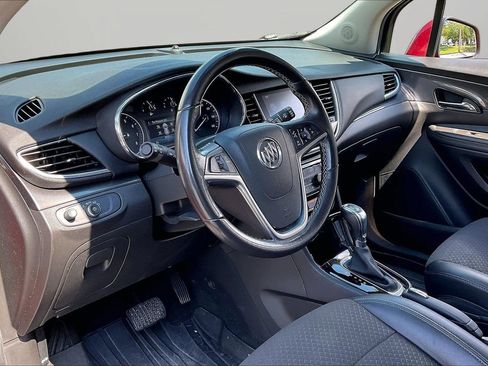 Used 2019 Buick Encore Preferred w/ Safety Package FWD image 18