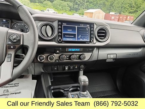 Used 2023 Toyota Tacoma TRD Off-Road AWD/4WD image 18