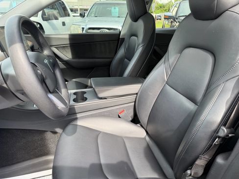 Used 2021 Tesla Model Y Performance AWD/4WD image 9