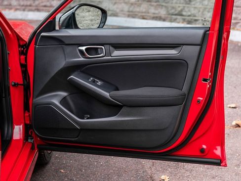 Used 2025 Honda Civic Sport image 14