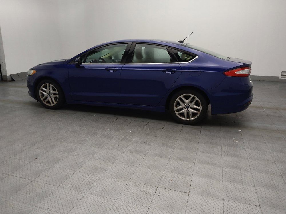 Used 2015 Ford Fusion SE FWD image 3