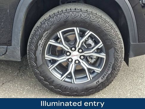 Used 2025 GMC Acadia AT4 w/ Luxury Package AWD/4WD image 28