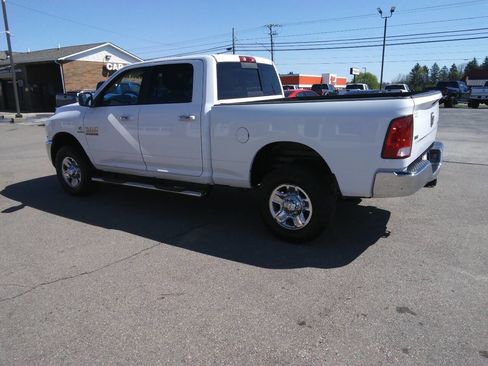 Used 2018 RAM 2500 SLT image 9
