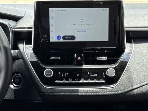 Used 2025 Toyota Corolla SE FWD image 17