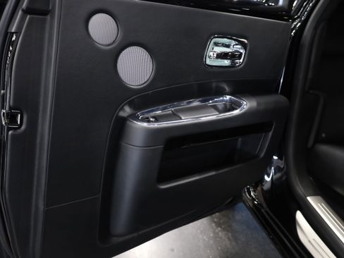 Used 2015 Rolls-Royce Ghost Base image 43