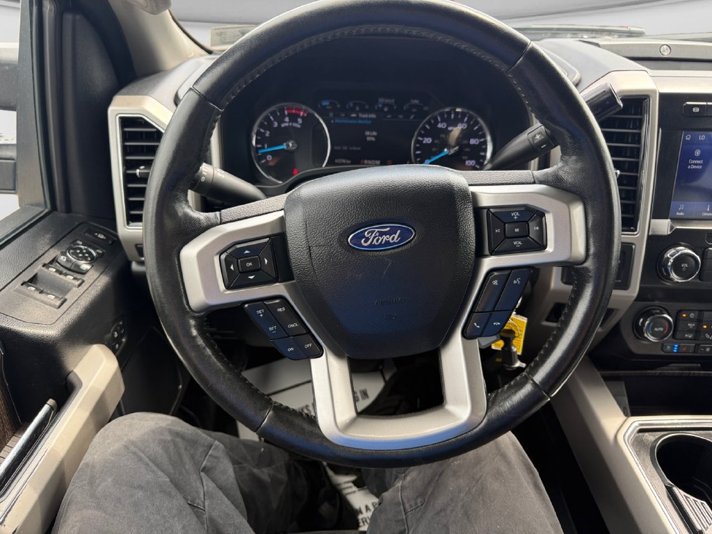 Used 2020 Ford F350 Lariat w/ Lariat Value Package AWD/4WD image 28