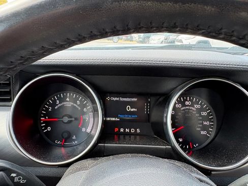 Used 2022 Ford Mustang Premium RWD image 22