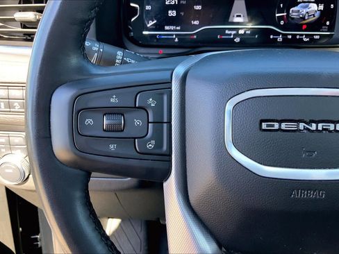 Used 2024 GMC Yukon Denali AWD/4WD image 24