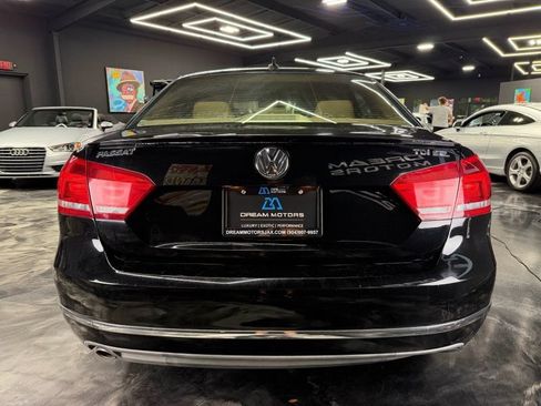 Used 2013 Volkswagen Passat TDI SEL Premium FWD image 6