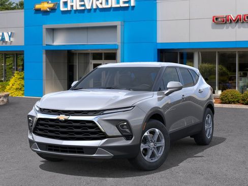 New 2026 Chevrolet Blazer LT image 6