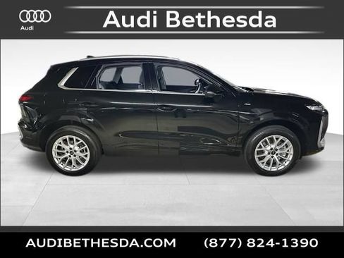 New 2026 Audi Q3 quattro 2.0T AWD/4WD image 8