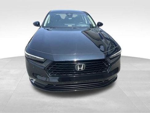 Certified 2025 Honda Accord Touring image 9