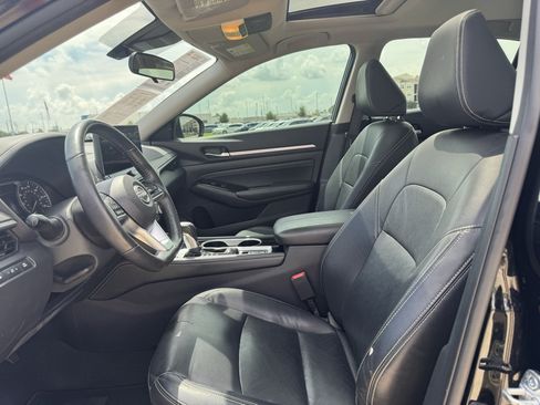 Used 2023 Nissan Altima 2.5 SL FWD image 7