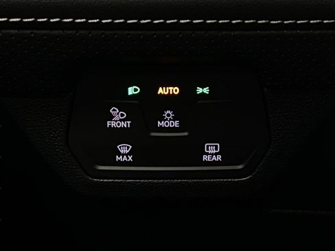 New 2026 Volkswagen Atlas Cross Sport SEL Premium R-Line image 15